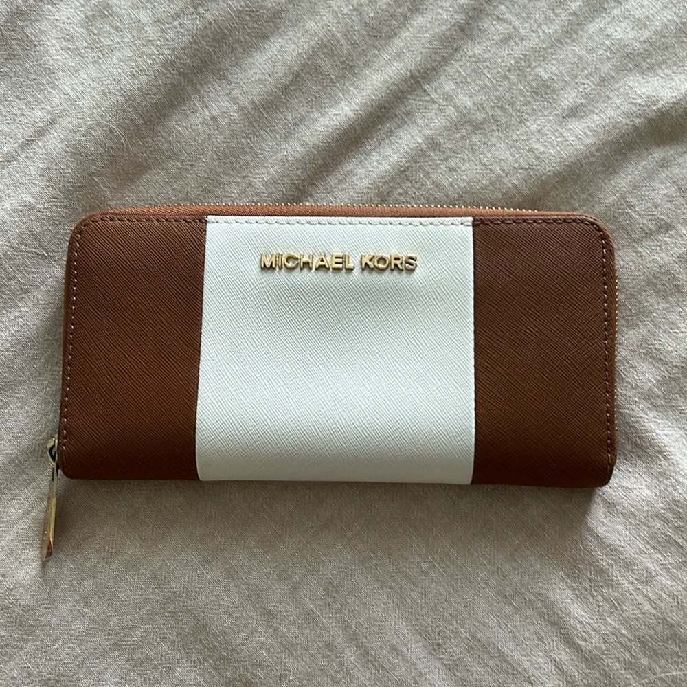 Michael Kors wallet